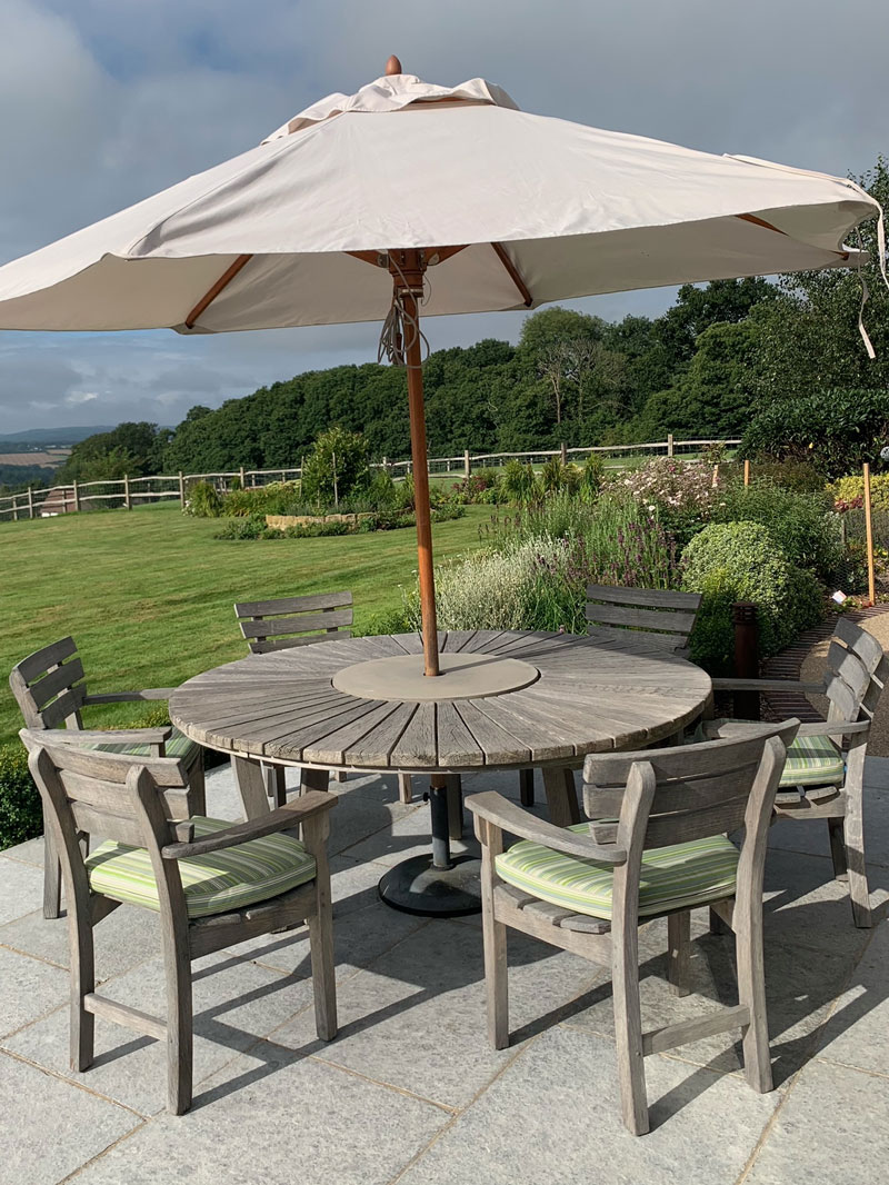 Outdoor cushions for an outdoor furniture suite